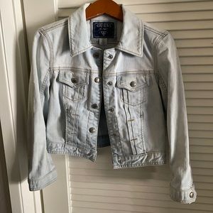 Cropped 3/4 sleeve Guess denim jean jacket